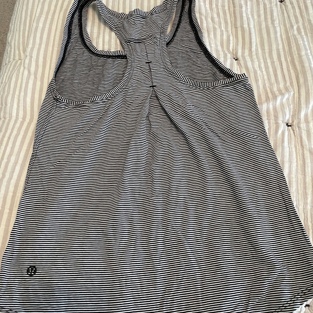 NWOT Lululemon Love Tank Pleated Sz 2
